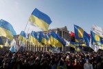 1 vạn người biểu tình ở Kiev, TT Ukraine bị đe dọa 'lật đổ' nếu đầu hàng trước ông Putin