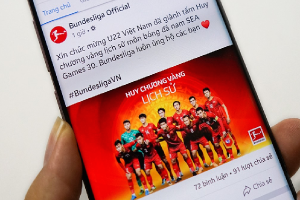 Mạng xã hội 'nhuộm đỏ' lời chúc mừng đội tuyển Việt Nam