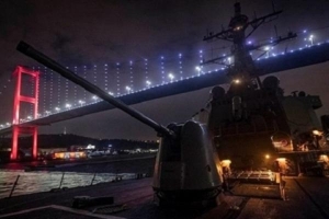 Thổ dọa đóng cả eo biển Bosphorus với tàu chiến Mỹ