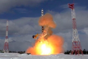 Nga muốn lắp đầu đạn siêu vượt âm cho tên lửa Sarmat