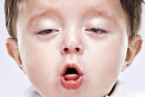 Cách làm sạch tai mũi họng để trẻ không ốm