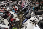 Hàng nghìn xe máy vi phạm 'dầm mưa dãi nắng' biến thành đống sắt vụn theo năm tháng ở Hà Nội