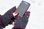 Tại sao điện thoại nhanh hết pin khi thời tiết quá lạnh?