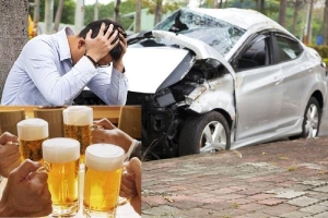 Sắp cấm lái xe uống rượu bia và tăng ngày nghỉ lễ