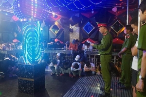 Phát hiện 58 thanh niên phê ma túy trong quán karaoke ở Quảng Nam