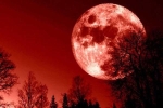 Vì sao Mặt Trăng chuyển màu đỏ khi nguyệt thực?