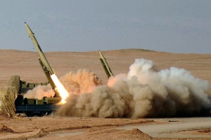 NÓNG: 11/15 tên lửa đạn đạo khai hỏa trúng đích, Iran đã sử dụng loại vũ khí gì?