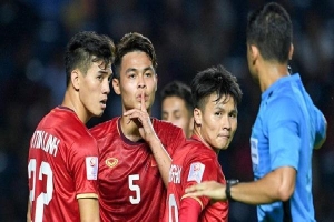 Tuyển thủ U23 Việt Nam hành động thiếu kiềm chế với trọng tài chính ở VCK U23 châu Á 2020