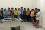 Bắt quả tang ổ cờ bạc đánh bài ăn tiền trên đường Nguyễn Thị Thập, tạm giữ 25 con bạc