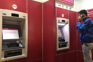Nhiều ATM không rút được tiền