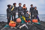 Câu chuyện cực ngầu về những 'nàng tiên cá' 70 tuổi cuối cùng trên đảo Jeju