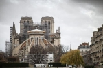 Người Pháp mải cãi nhau, Nhà thờ Đức Bà Paris vẫn mơ hồ về số phận