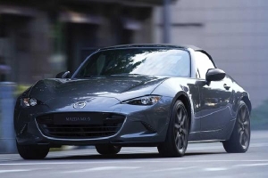Mazda nâng cấp xe thể thao 2 chỗ, tăng giá bán