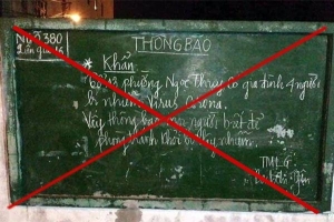 Xóa bỏ bảng thông báo 'gia đình 4 người bị nhiễm virus corona' ở Hà Nội