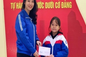 Bé gái Hà Nội quyên góp tiền, viết thư gửi Thủ tướng về chống dịch corona