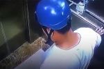 Trộm cả chai rửa tay phòng virus corona trong thang máy chung cư