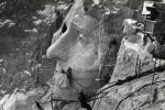 Câu chuyện phía sau 4 gương mặt tổng thống Mỹ ở núi Rushmore