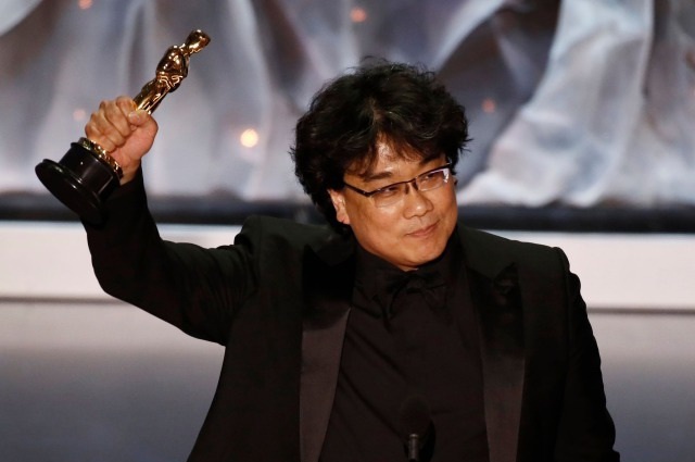 Bong Joon-ho là cái tên được nhắc tới nhiều nhất sau lễ trao giải Oscar lần thứ 92 nhờ chiến thắng lịch sử của Parasite.