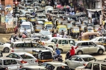 Giải pháp hạn chế bấm còi xe ở Ấn Độ: Bấm còi càng to càng phải chờ đèn đỏ lâu hơn