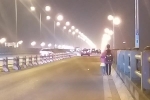 Người phụ nữ dắt con xin tiền ở cầu Thanh Trì bị xe máy tông chết