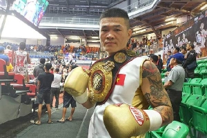 Đình Hoàng thắng knock-out võ sĩ Thái Lan