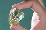 Cô gái nhặt được viên kim cương lớn nhất Trung Quốc