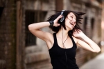 Tại sao con người có xu hướng nhảy múa khi nghe các giai điệu âm nhạc?