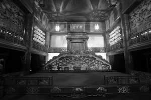 Giải mã mật ngữ tâm linh bí ẩn ở nhà hát của vua Nguyễn