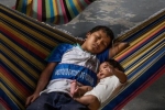 Cuộc sống bị lạm dụng của trẻ em Venezuela tị nạn tại Brazil