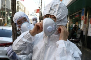 Hàn Quốc ghi nhận thêm gần 600 ca nhiễm nCoV một ngày