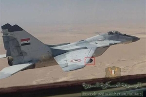F-16 Thổ vội rút lui khi bị MiG-29 Syria truy đuổi