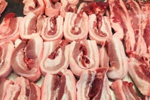 Thủ tướng yêu cầu giải trình việc giá thịt heo tăng vọt