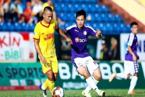CLB Hà Nội đánh bại CLB Nam Định ở trận cầu có 6 bàn thắng