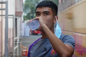 Tuyển thủ U23 Việt Nam có thân nhiệt bất thường
