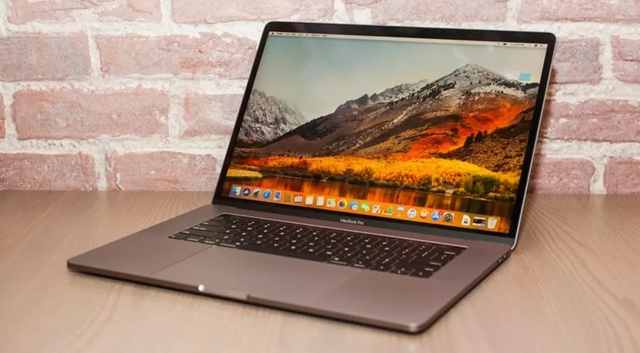 MacBook Pro mới nhất là MacBook có thứ hạng cao nhất trong danh sách thời lượng pin của Apple, với 11h29 (689 phút).