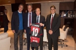Phó chủ tịch Flamengo nhiễm Covid-19, Real, Barca tá hỏa