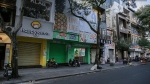 Những con đường sầm uất bậc nhất Sài Gòn nay còn đâu: Hàng loạt quán xá treo biển đóng cửa, hưởng ứng lời kêu gọi chống dịch Covid-19