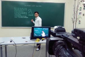 TP.HCM bắt đầu tổ chức dạy học trên truyền hình cho học sinh
