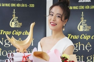 Hoàng Thùy Linh thắng bốn giải 'Cống hiến'