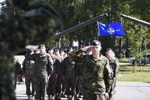 NATO hành động nóng ngăn 'dòng thác xe tăng Nga' tại Baltic
