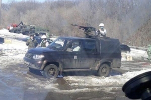Thực hư tin Nga triển khai súng máy hạng nặng phong tỏa đường cao tốc: Chống Covid-19?