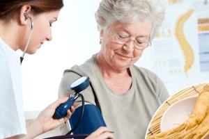 Người bị tăng huyết áp có nên dùng nhân sâm?