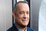 Phim của Tom Hanks bị dời lịch chiếu