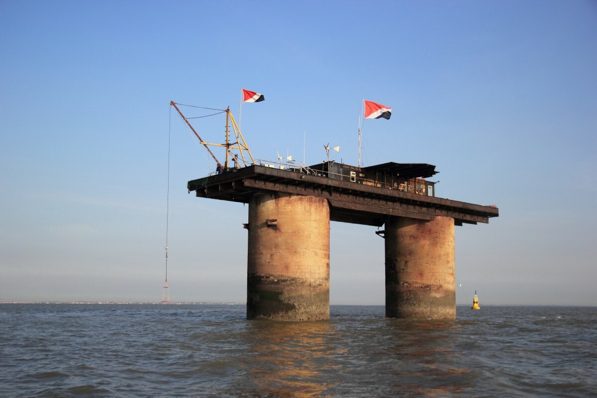 Самая маленькая страна в мире. Княжество Силенд. Государство Силенд Sealand. Княжество Силенд население. Платформа Рафс-Тауэр.