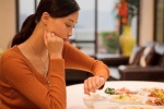 6 bệnh hiểm do hậu quả của việc ăn tối muộn mà ra và đây là nguyên tắc 'vàng' cho bữa tối
