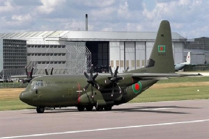 Anh bán C-130J đã qua sử dụng với giá rẻ ngang C-295M