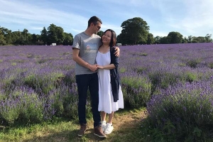 Nhật ký 13 ngày tự 'chiến đấu' với virus corona của cô dâu Việt tại Anh
