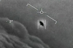 Lầu Năm Góc công bố ba video về UFO