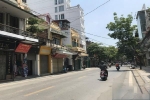 Chuyện lạ tại Hà Nội: Hàng loạt 'đất vàng' ế khách, không người thuê
