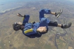 Chàng trai bị co giật khi nhảy dù và rơi tự do từ độ cao 2.740m